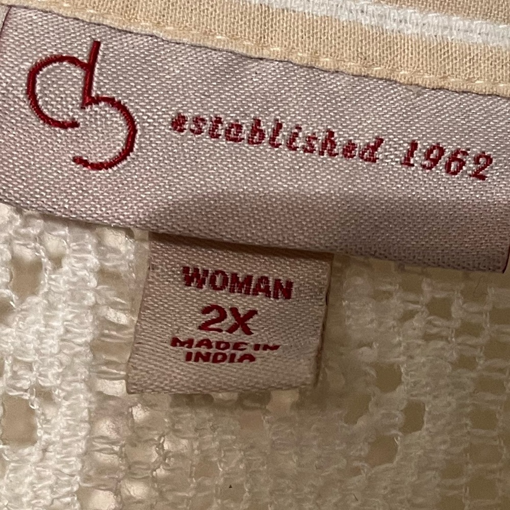 Ladies long sleeve. Lightweight. Beige and white. Stripe and lace. 2XL